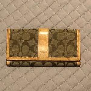 Coach wallet